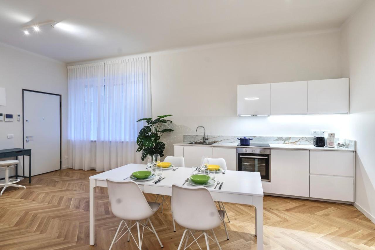 Ferienwohnung Porta Venezia-Trilocale-Luxury Con Wifi-Neflix Mailand Exterior foto